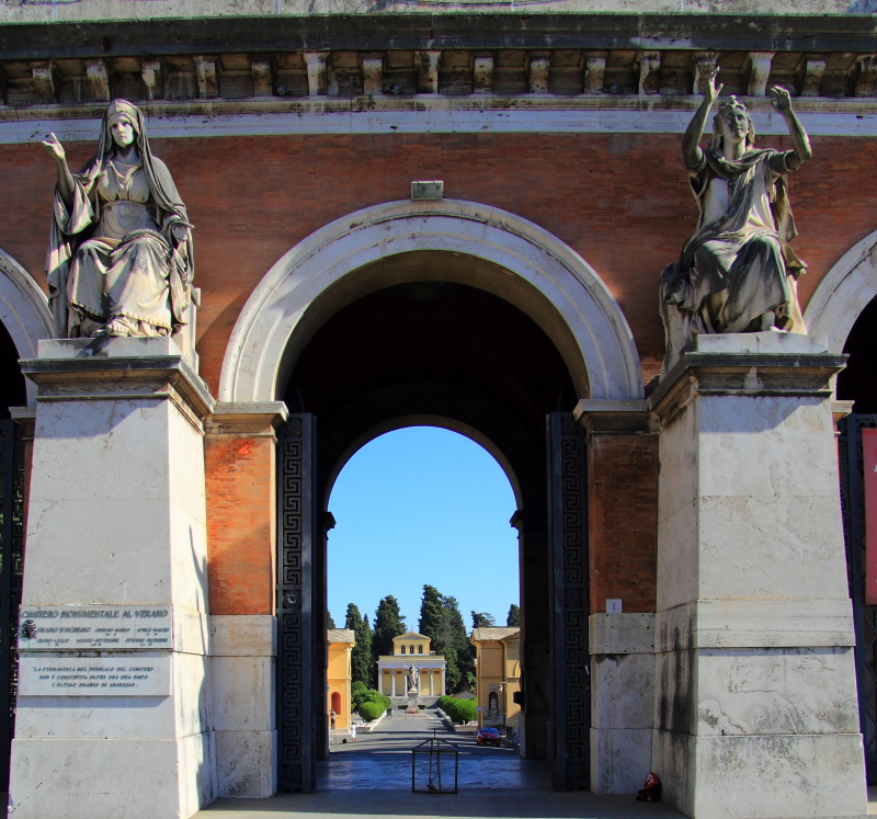 Ingresso Monumentale Verano - fornice centrale Ingresso Monumentale Verano - fornice centrale