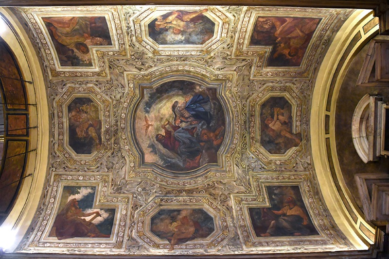 Cappella della Madonna del Pozzo particolare della volta Cappella della Madonna del Pozzo particolare della volta