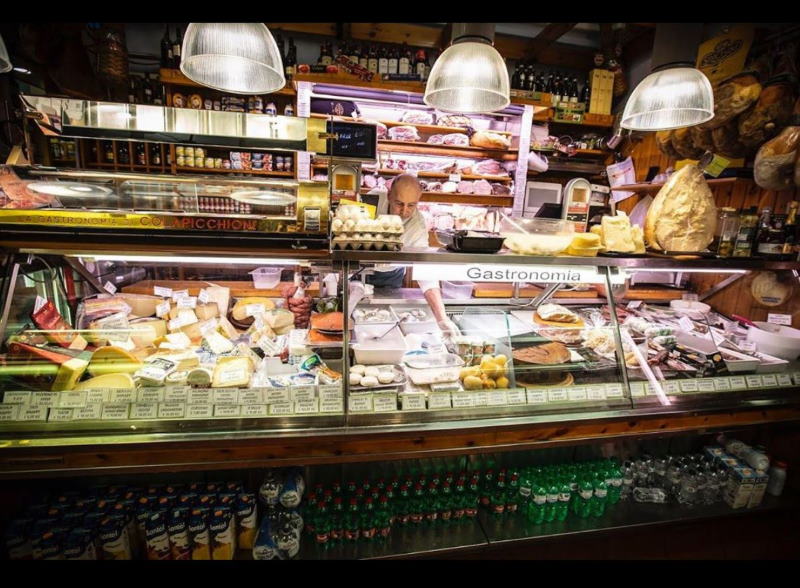 Forno Pasticceria Angelo Colapicchioni