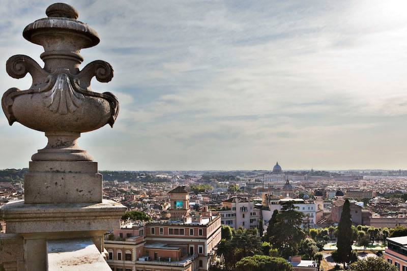 Foto profilo ufficiale Facebook Istituto Svizzero