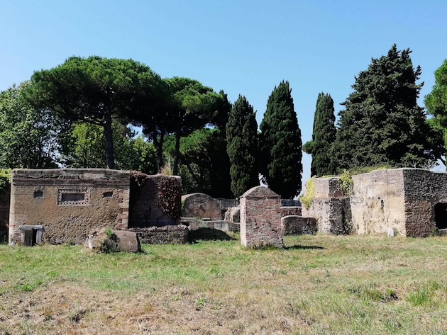 Necropoli della via Laurentina (Tombe dei Claudii)-sito ufficiale Parco archeologico di Ostia Antica Necropoli della via Laurentina (Tombe dei Claudii)-sito ufficiale Parco archeologico di Ostia Antica