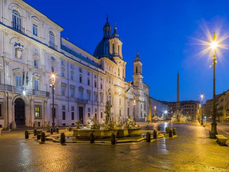 Palazzo Pamphilj - Piazza Navona