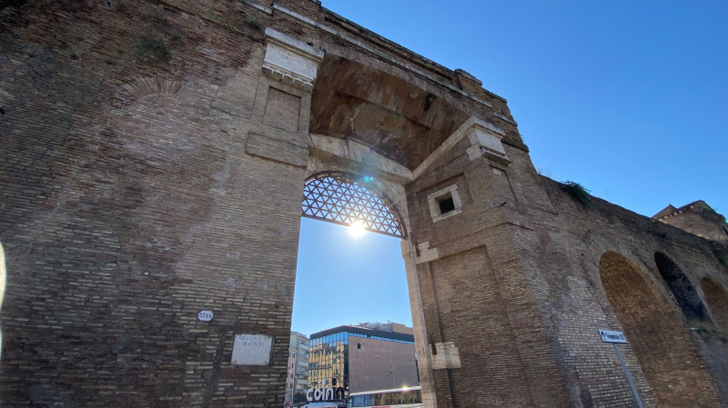 Porta San Giovanni Porta San Giovanni