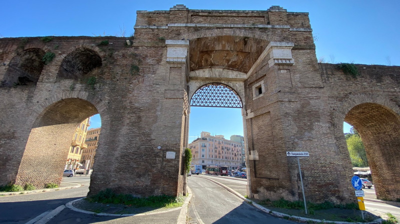 Porta San Giovanni Porta San Giovanni