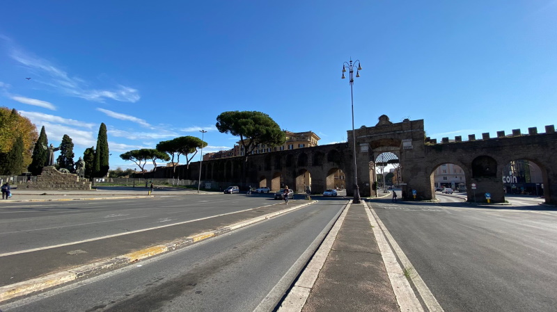 Porta San Giovanni Porta San Giovanni
