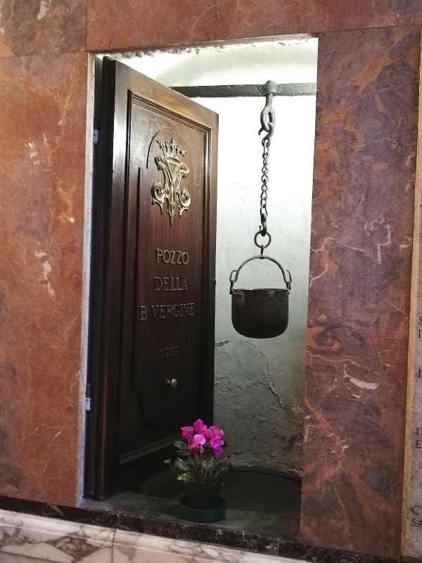 Pozzo, Cappella della Madonna del Pozzo Pozzo, Cappella della Madonna del Pozzo