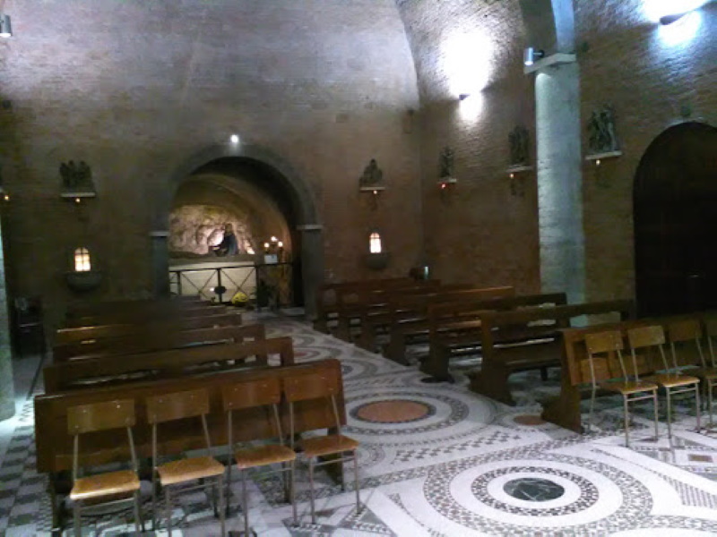 Santuario della Madonna del Divino Amore Santuario della Madonna del Divino Amore