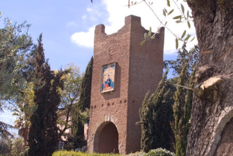 Santuario della Madonna del Divino Amore Santuario della Madonna del Divino Amore