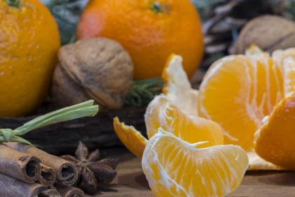 Mandarini, arance e frutta secca Mandarini, arance e frutta secca