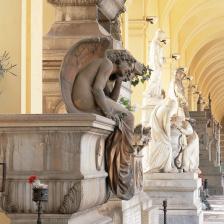 Quadriportico - arcata destra - tomba Zonca (Giulio Monteverde) Quadriportico - arcata destra - tomba Zonca (Giulio Monteverde)