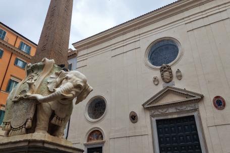 Piazza della Minerva Piazza della Minerva