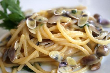 Spaghetti con le telline Spaghetti con le telline